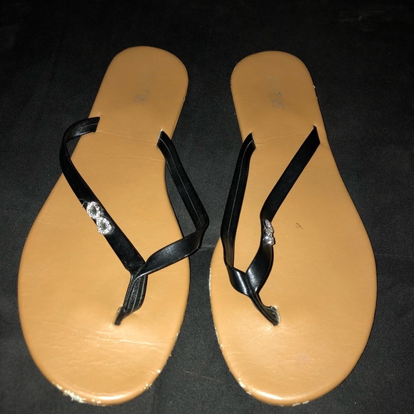 hard bottom flip flops